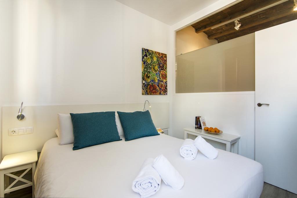 ברצלונה Happy People Sagrada Familia Apartments מראה חיצוני תמונה