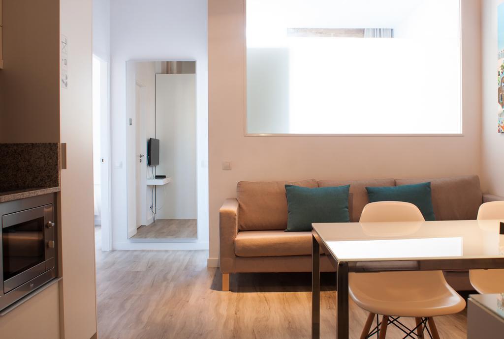 ברצלונה Happy People Sagrada Familia Apartments מראה חיצוני תמונה